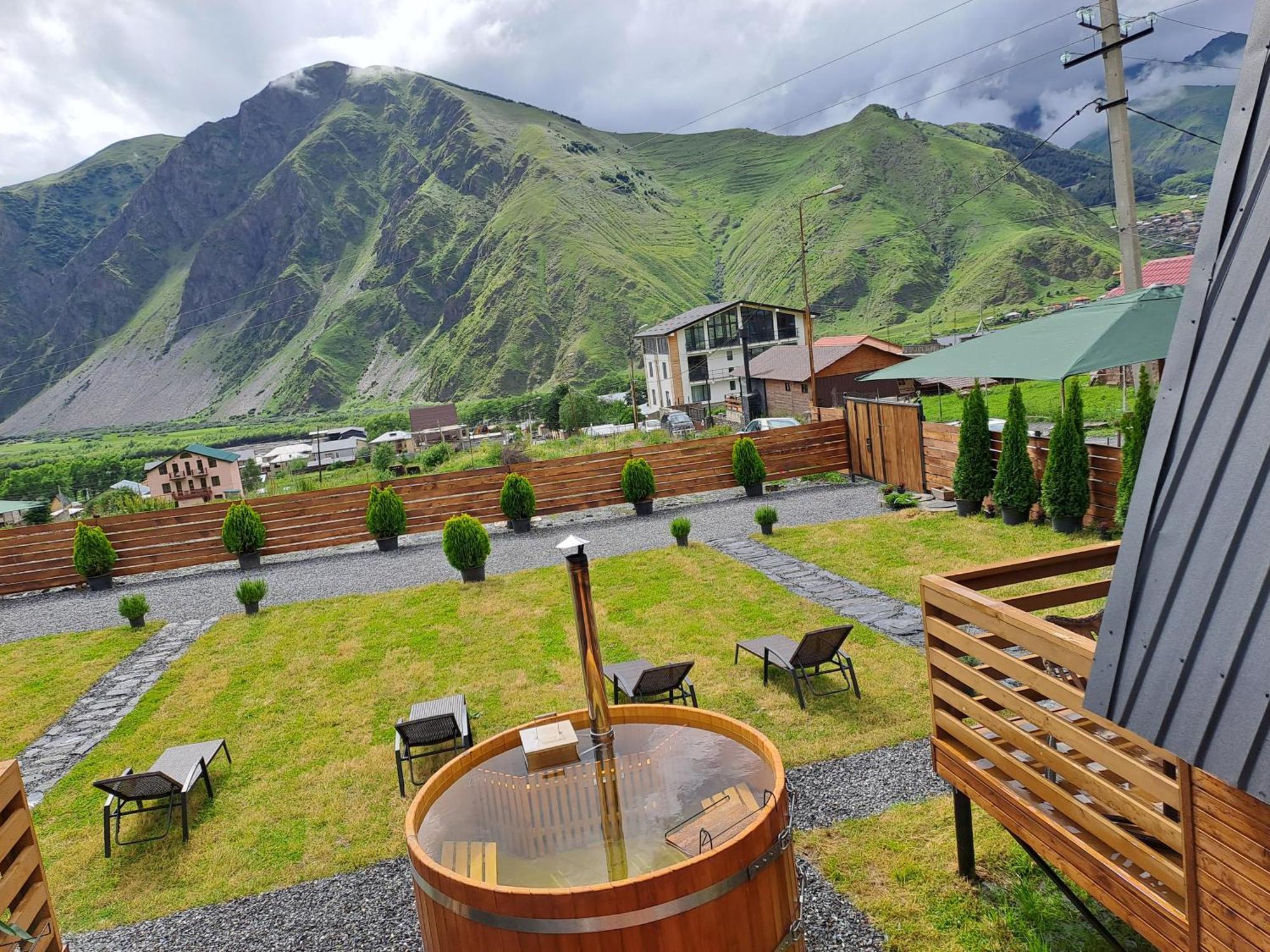 Kazbegi Spa Resort Cottages Екстер'єр фото