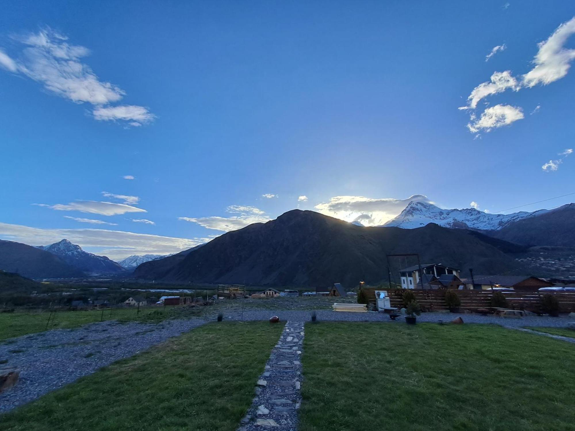 Kazbegi Spa Resort Cottages Екстер'єр фото